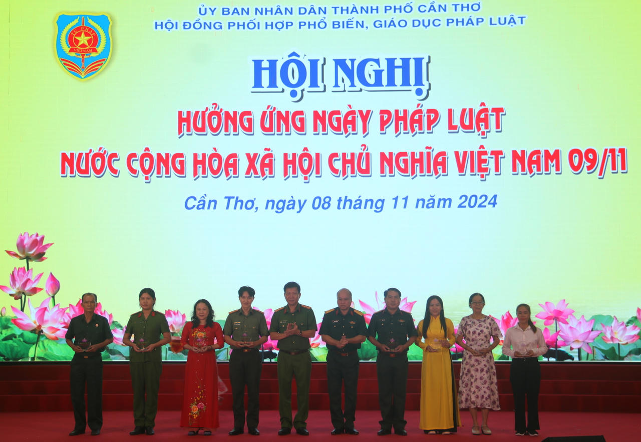 Cần Thơ lan tỏa ý nghĩa Ngày pháp luật đến toàn dân 