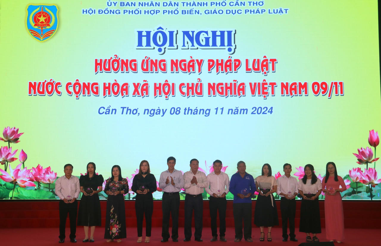 Cần Thơ lan tỏa ý nghĩa Ngày pháp luật đến toàn dân 