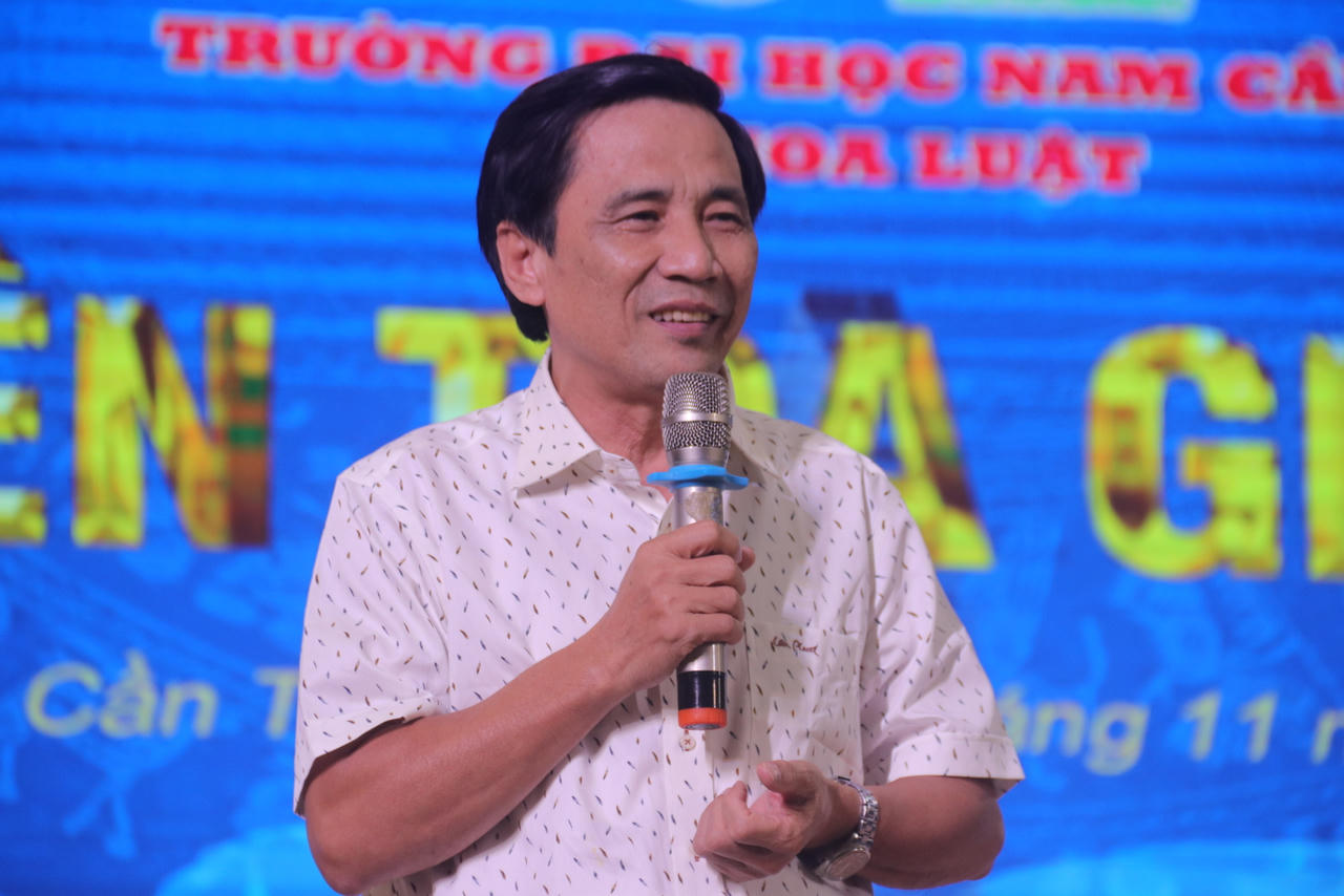 Tuyên truyền pháp luật cho sinh viên qua “Phiên tòa giả định” 