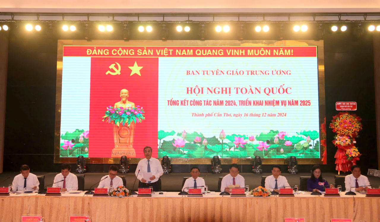 Ngành Tuyên giáo phát huy tốt vai trò 'đi trước mở đường, đi cùng thực hiện, đi sau tổng kết'