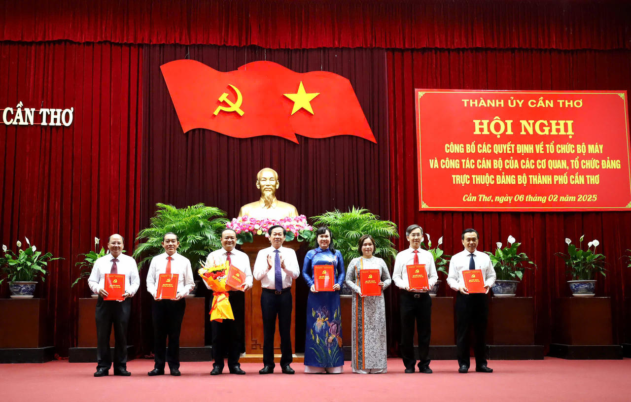 Nhiều địa phương công bố thành lập tổ chức, cơ quan mới