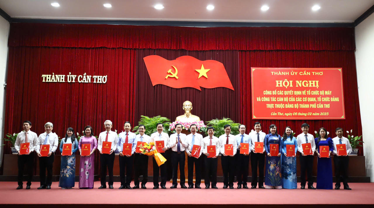 Nhiều địa phương công bố thành lập tổ chức, cơ quan mới