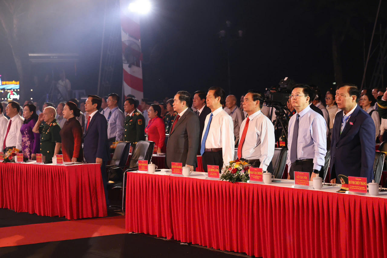 Cần Thơ kỷ niệm 50 năm Ngày giải phóng miền Nam, thống nhất đất nước 