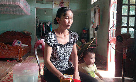 3 bố con nông dân dùng giáo, mác đâm trọng thương lực lượng cưỡng chế