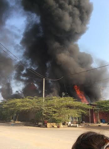 Hải Phòng: Cháy lớn ở xưởng nến