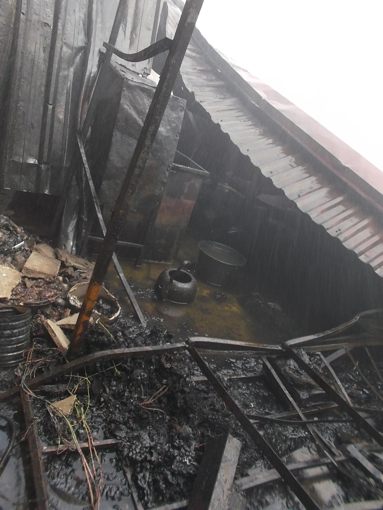 Hải Phòng: Cháy lớn ở xưởng nến