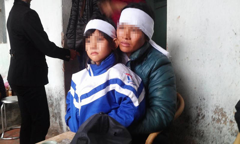 Nam thanh niên chết “bất thường” dưới cống nước