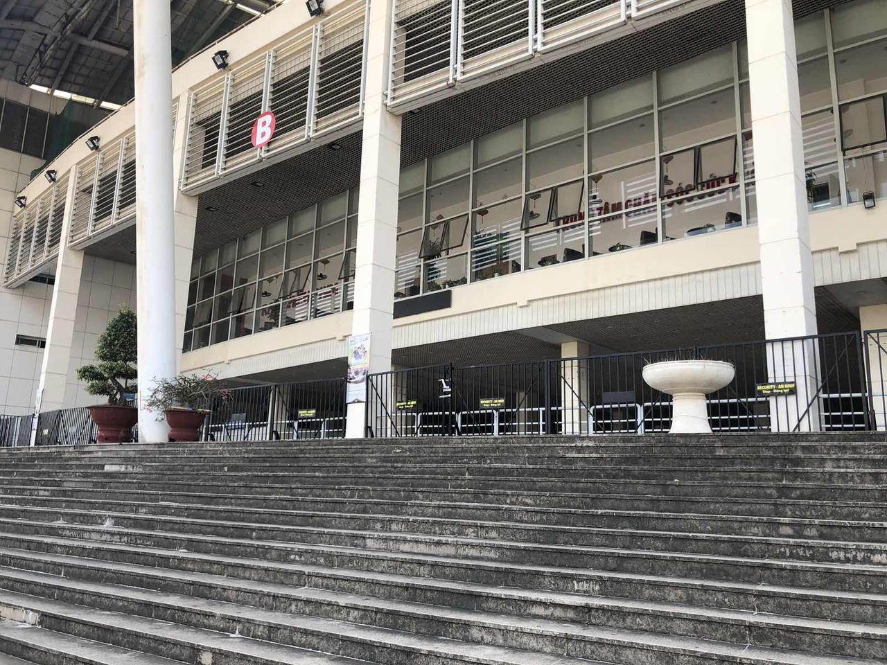 Sân vận động Mỹ Đình trước giờ bóng lăn trận ĐT Việt Nam - Malaysia 