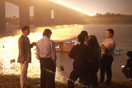 Tìm xác nạn nhân bị bác sĩ ném xuống sông trong đêm