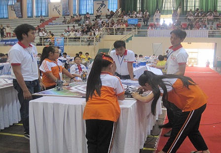 Đội robothon Tiểu học Xuân Đỉnh “lỡ” cuộc thi Quốc tế vì thiếu kinh phí?