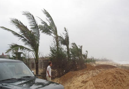 Bão đã “né” nhưng người Quảng Bình không chủ quan