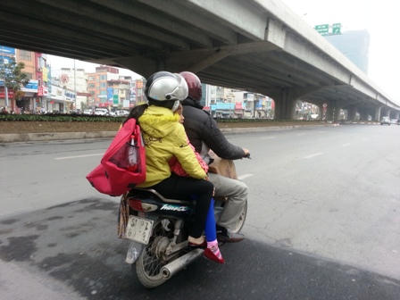 Muôn kiểu về quê sát ngày Tết.