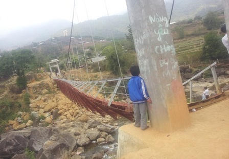 Công an "vào cuộc" điều tra vụ lật cầu làm 8 người chết