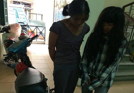 CSGT tóm gọn hai nữ quái chuyên cướp giật