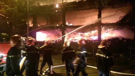 Hà Nội: Bà hỏa thiêu rụi Luxury Bar 