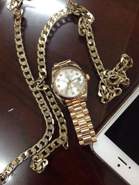 Tên trộm "bá đạo", bật nhạc, uống sữa trong nhà nạn nhân