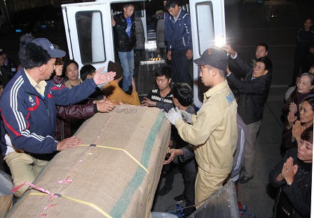 Quặn lòng đón thuyền viên bị sát hại về với quê Mẹ