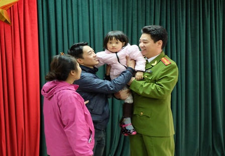 Hà Nội: Kẻ bắt cóc bé gái 4 tuổi khai gì?