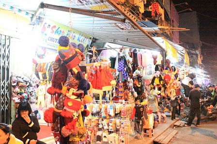 Không khí người dân Hà Nội đón Giáng sinh