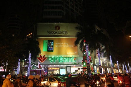 Hà Nội lung linh trước mùa Giáng sinh 2014