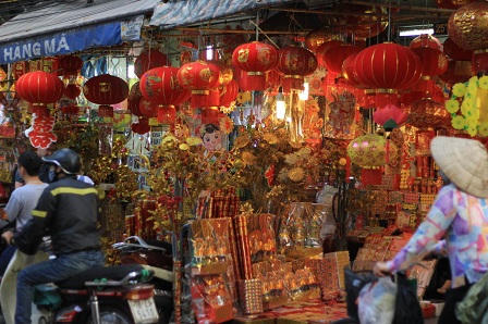 Muôn hình vạn trạng đồ trang trí Tết