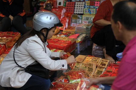 Muôn hình vạn trạng đồ trang trí Tết