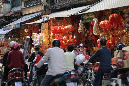 Muôn hình vạn trạng đồ trang trí Tết