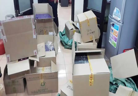 Hà Nội: Bắt hàng nghìn viên thuốc không rõ nguồn gốc