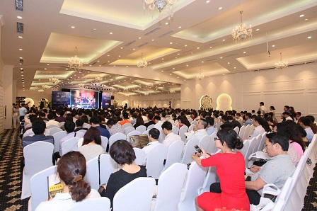 “Leader Talk 2015” - nắm bắt cơ hội đầu tư cho tương lai