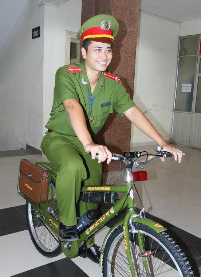 Triển khai kế hoạch Công an đi tuần bằng xe đạp chuyên dụng