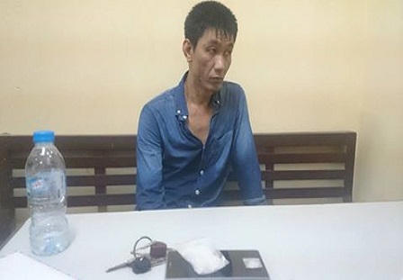 141 bắt nóng đối tượng mua ma túy trong ngày lễ