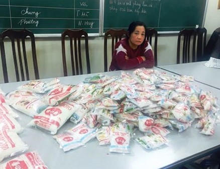 Hà Nội bắt gần 1.500 gói bột ngọt giả hiệu Ajinomoto