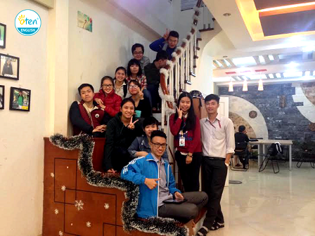 Nhiều giảng viên Đại học “rủ” nhau đi học phát âm chuẩn tiếng Anh