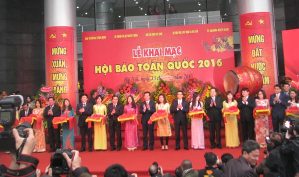 Hơn 400 cơ quan báo chí về Hà Nội dự Hội báo toàn quốc 2016