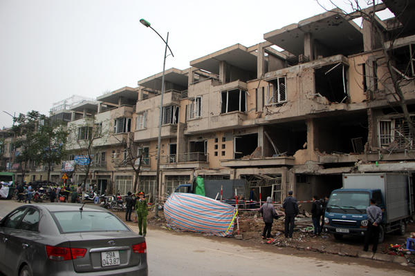 Đảo lộn cuộc sống sau vụ nổ khu đô thị Văn Phú