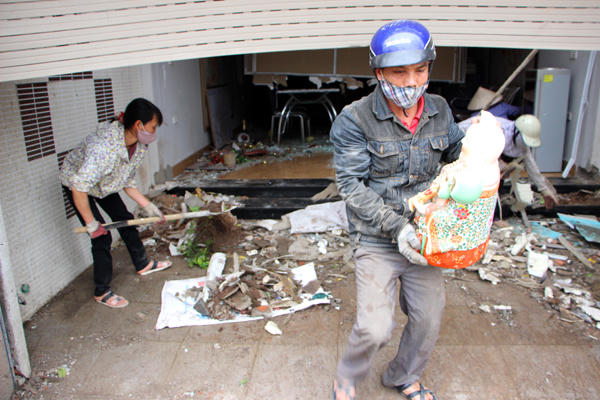 Đảo lộn cuộc sống sau vụ nổ khu đô thị Văn Phú