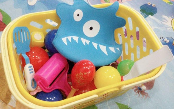 Đồ chơi Trung Quốc chứa chất gây vô sinh “bao vây” trường học