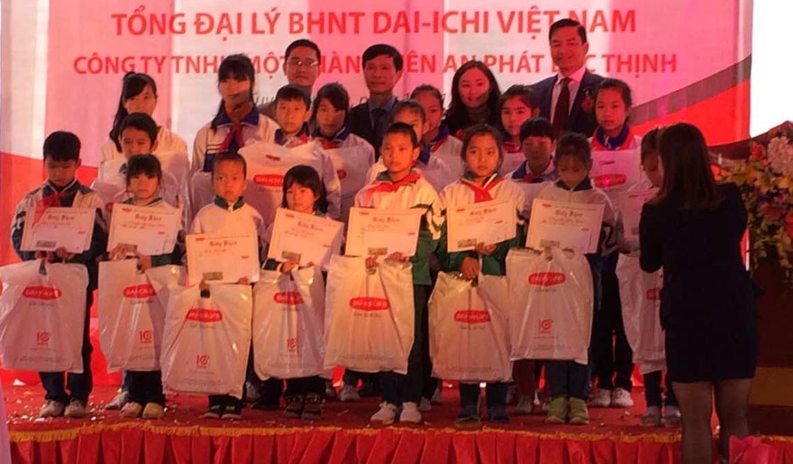 Dai-ichi Life Việt Nam khai trương văn phòng đầu tiên tại Tuyên Quang