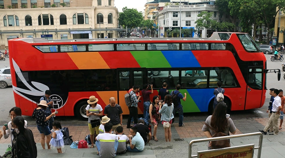 Xe bus 2 tầng: Vui mừng xen lẫn những nỗi lo