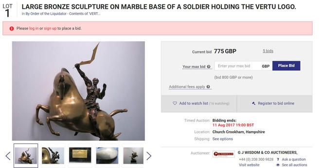 Vertu bán đấu giá điện thoại siêu sang để trả nợ