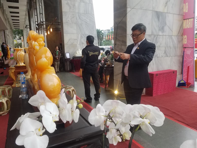 Tưng bừng không khí Đại hội đại biểu Phật giáo toàn quốc lần thứ VIII