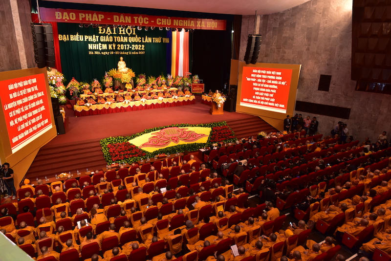 Tưng bừng không khí Đại hội đại biểu Phật giáo toàn quốc lần thứ VIII