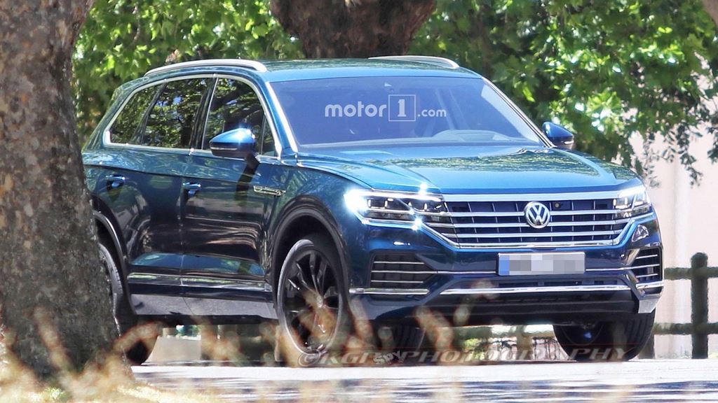 Ngắm “trộm”  Volkswagen Touareg 2019 lần đầu lăn bánh