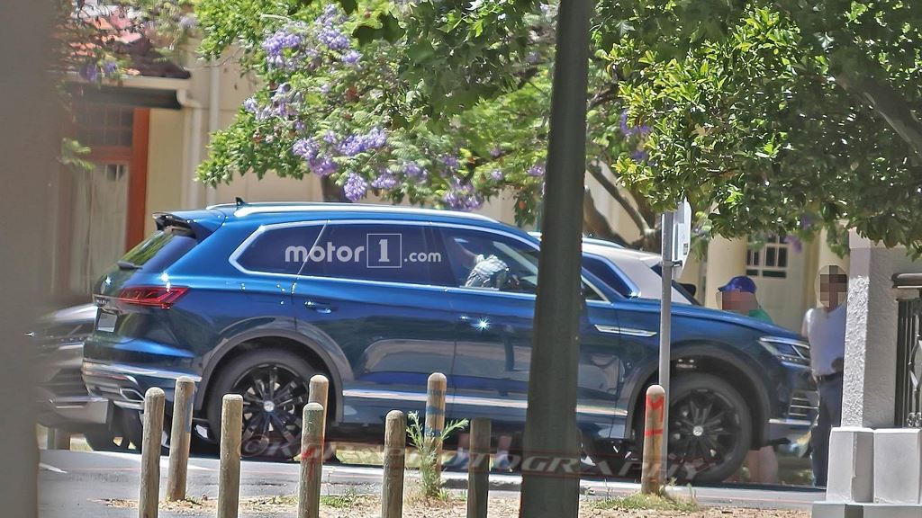 Ngắm “trộm”  Volkswagen Touareg 2019 lần đầu lăn bánh