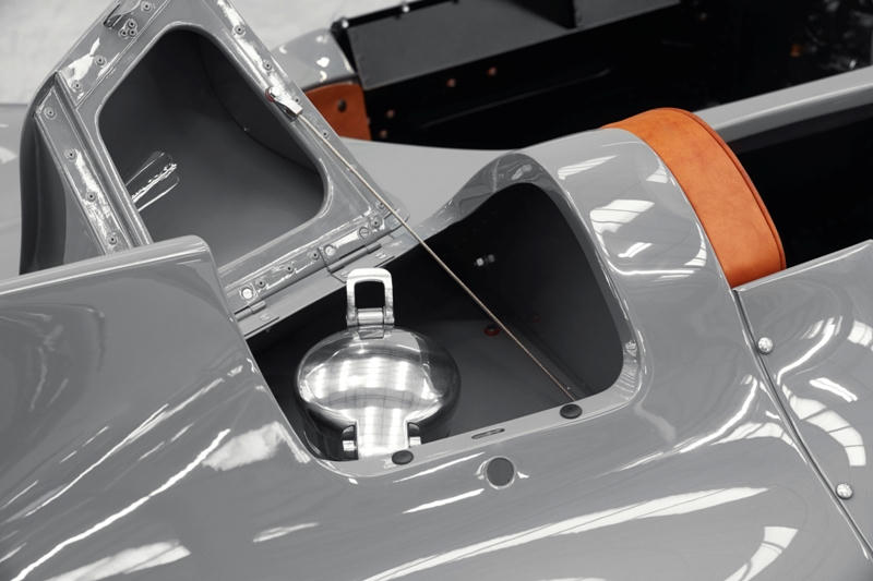 Chiêm ngưỡng vẻ đẹp huyền thoại D-type được Jaguar tái xuất