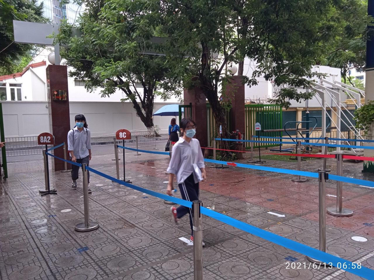 “Bình tĩnh tự tin thi tốt con nhé” 