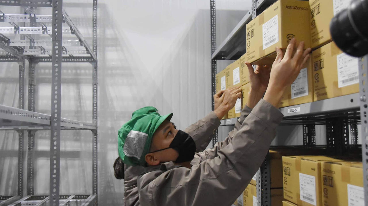 Phóng sự ảnh: Cận cảnh nơi bảo quản 836.000 liều vaccine cho chiến dịch tiêm chủng tại TP HCM 