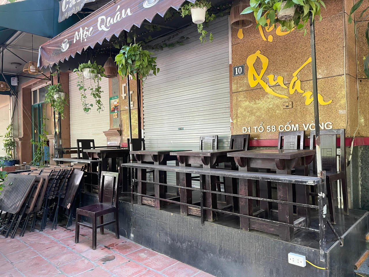 Hà Nội: Hàng quán lao đao, thấp thỏm chờ ngày mở bán trở lại