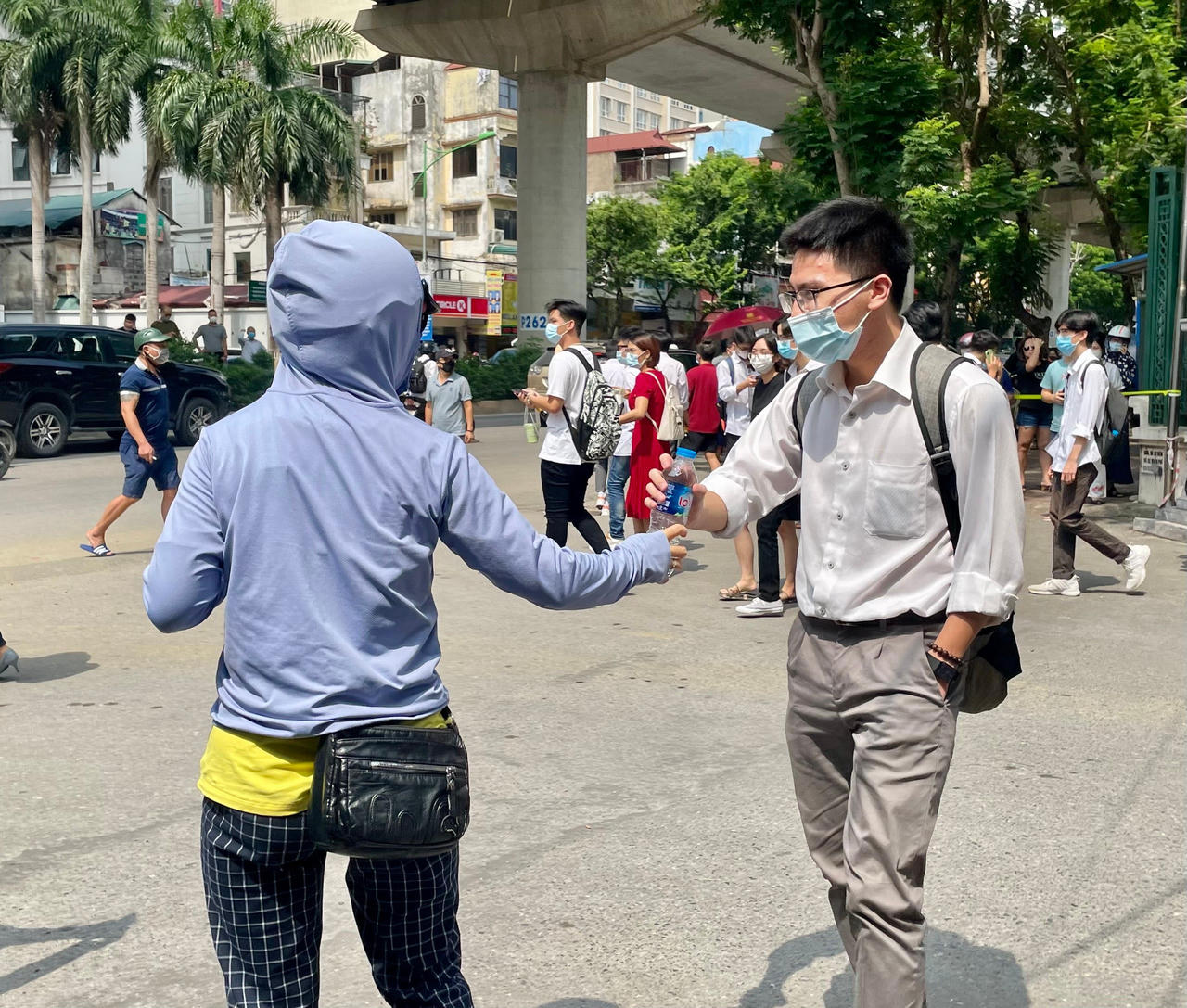 Nhiều thí sinh 'thở phào' vì đề Văn thi tốt nghiệp THPT dễ