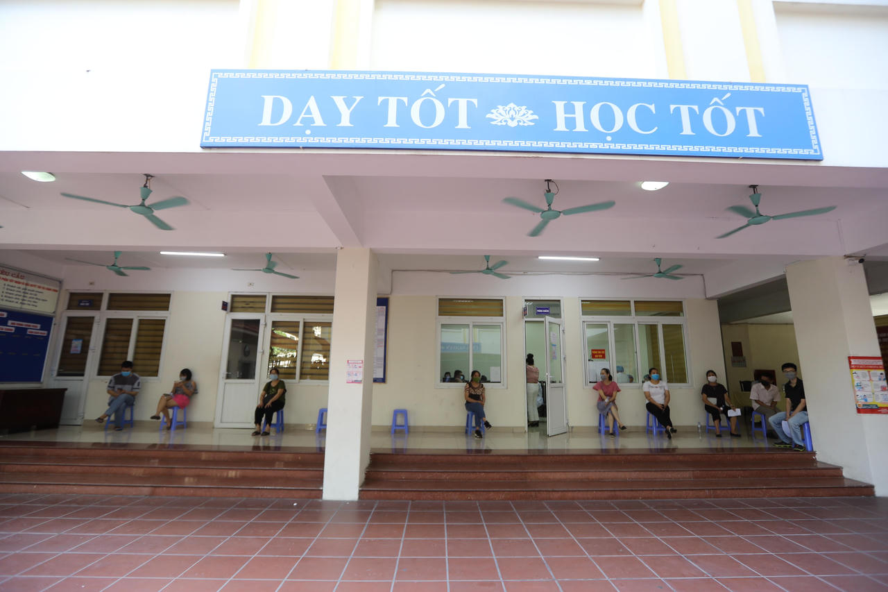  Hà Nội chính thức tiêm vaccine phòng COVID-19 diện rộng cho người dân 